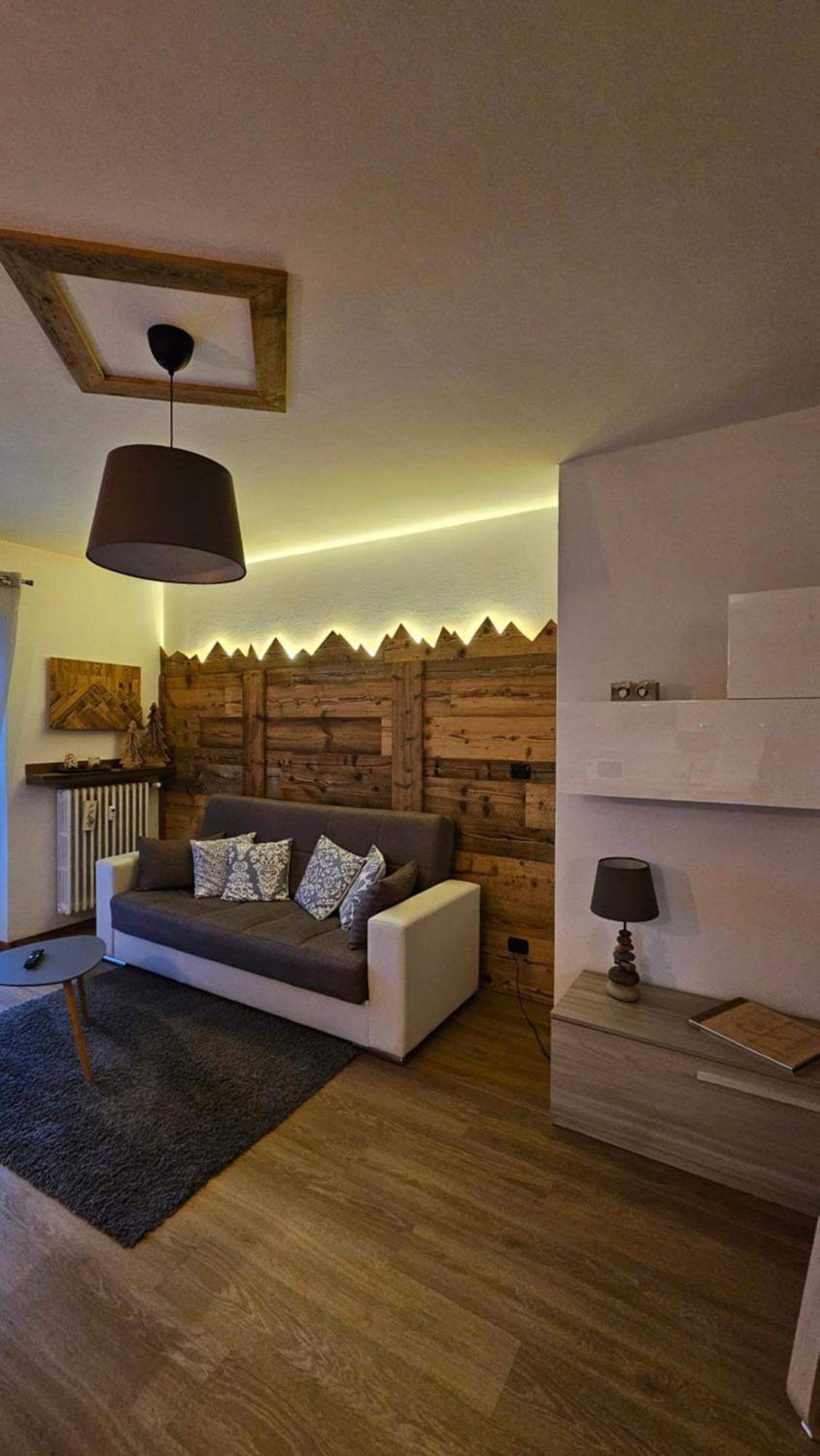 Appartamento "Roby" In Centro Cavalese Exterior foto